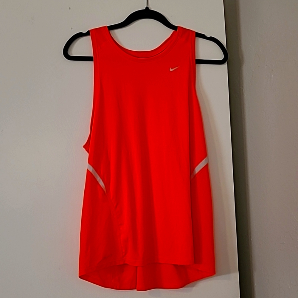 Nike dry fit vented racerback workout tank